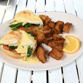 Oneo Bay Florentine Benedict